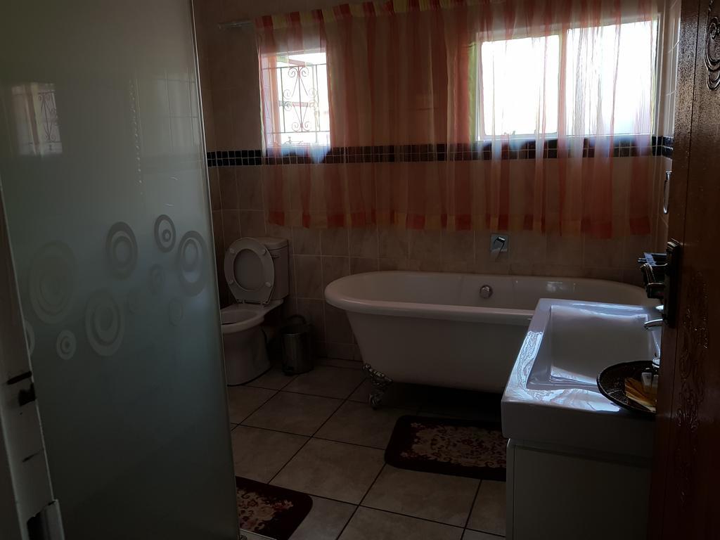 Batho Pele Lodge Gaborone Ngoại thất bức ảnh